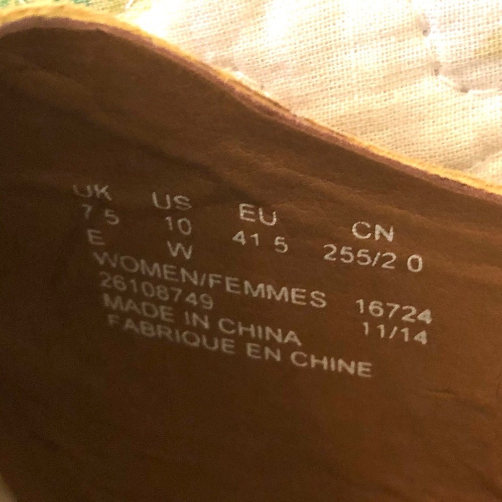 10W Clark’s wedges in brown - Picture 3 of 5